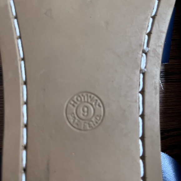 EUC Saltwater Sandals by Hoy in navy Hoy 9 / US 11 - Picture 3 of 6
